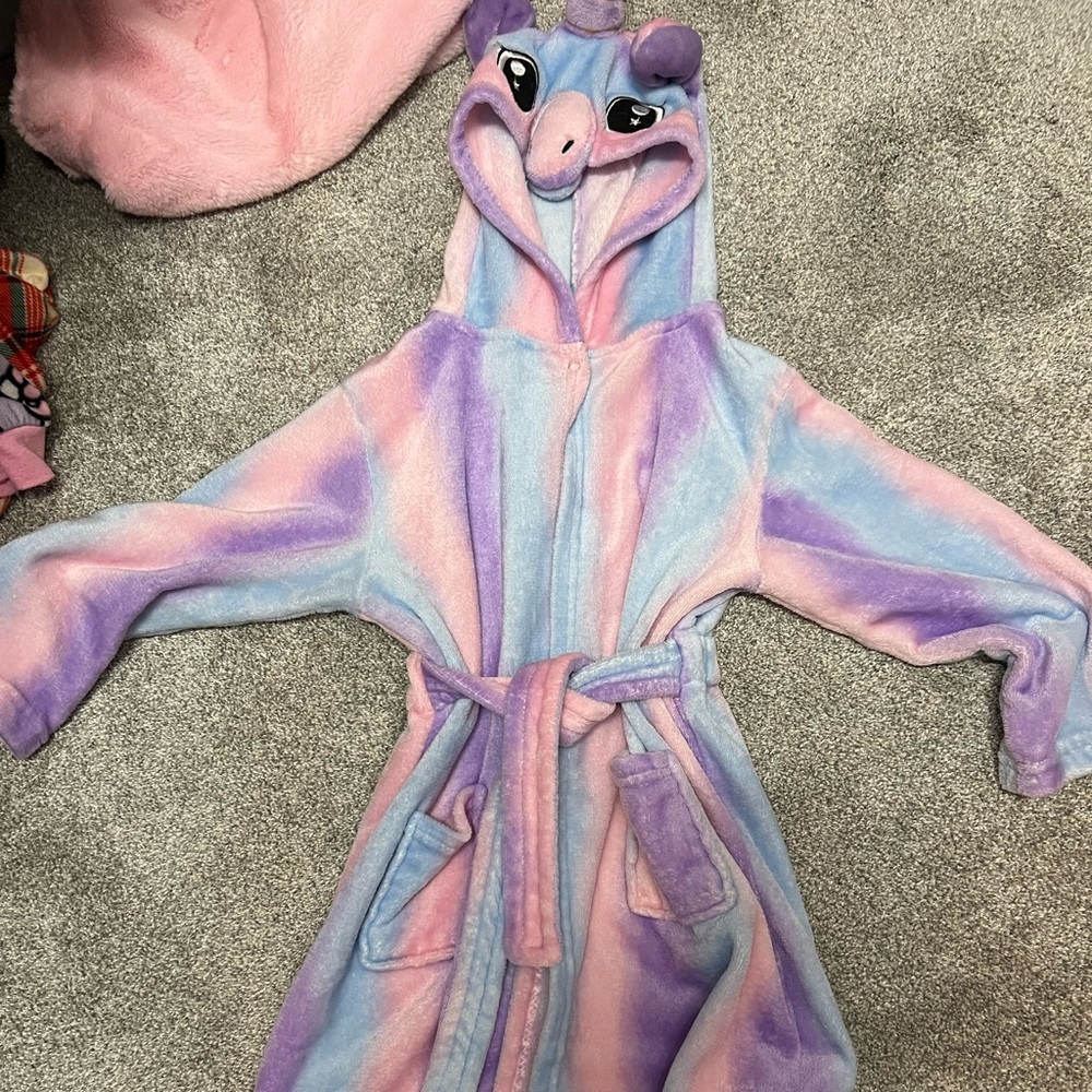 Girls 5/6 belted unicorn robe